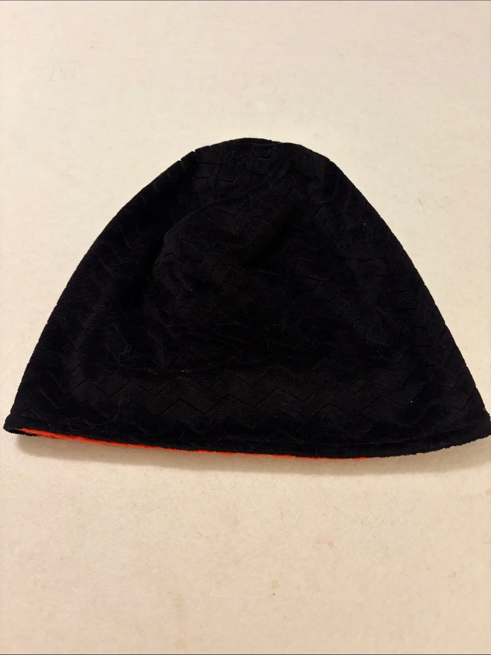 Reversible Black and Red Fleece Beanie